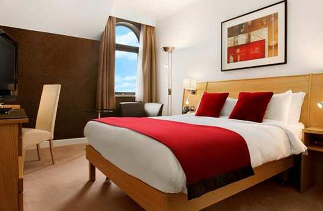 4 Star Hotel