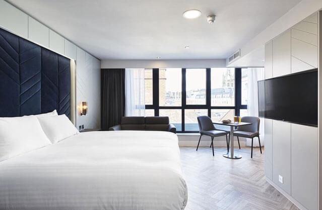 4 Star Hotel