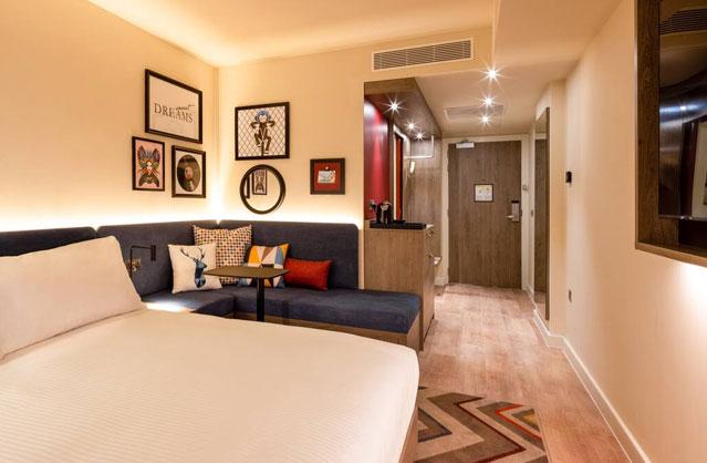 4 Star Hotel