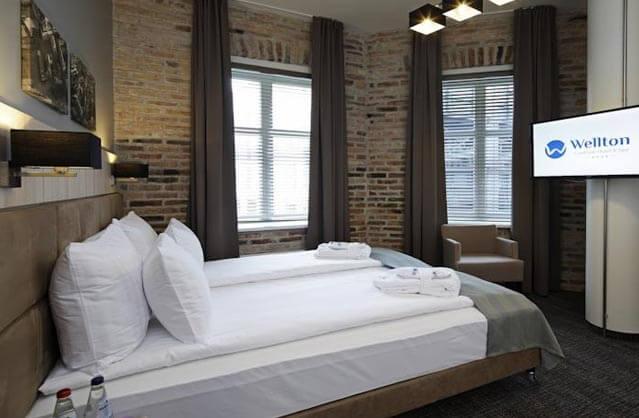 4 Star Hotel