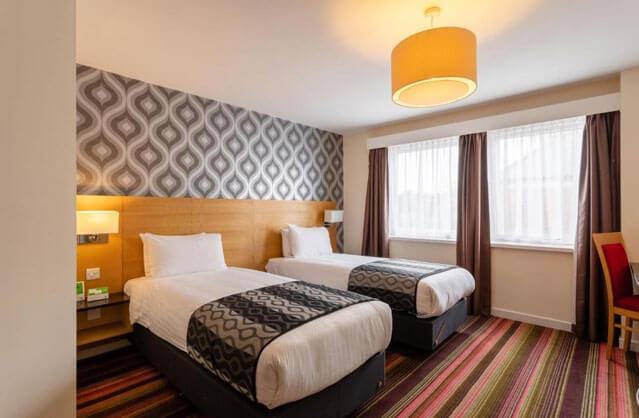 4 Star Hotel