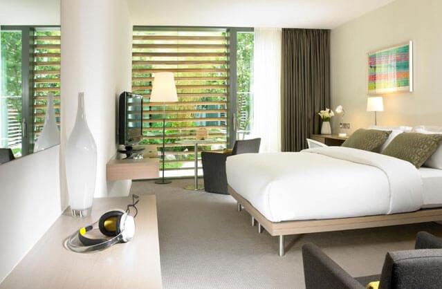 4 Star Hotel