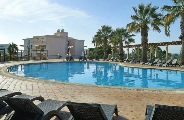 3 Star Hotel or Apartment