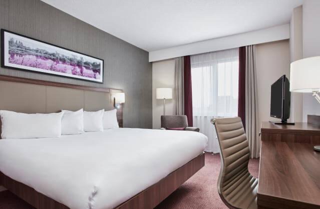 4 Star Hotel