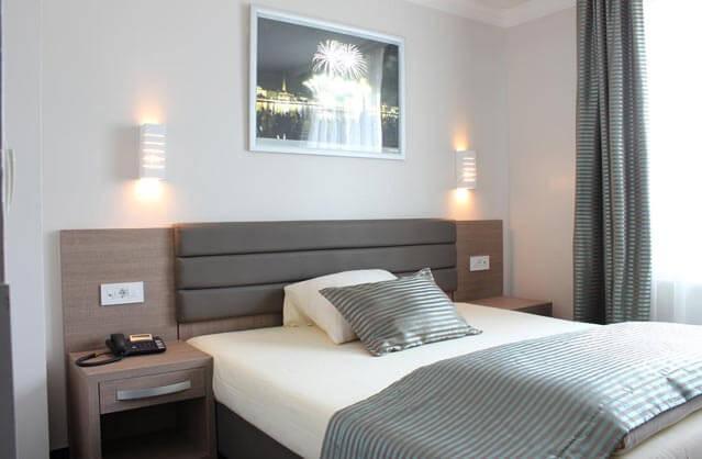 3 Star Hotel