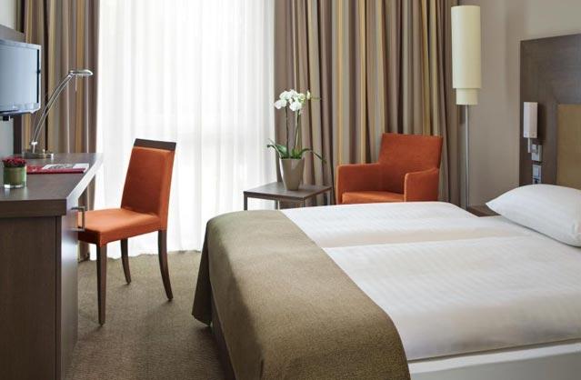 4 Star Hotel