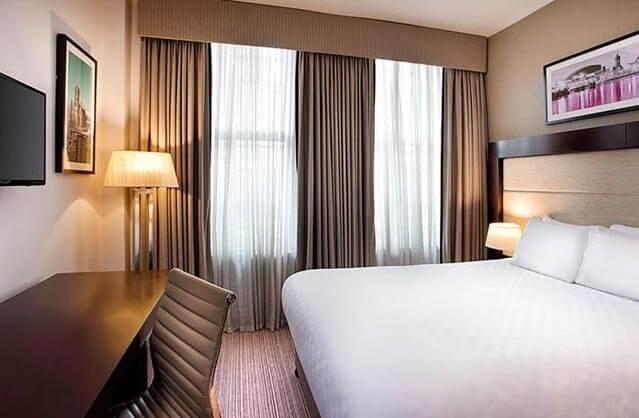 4 Star Hotel