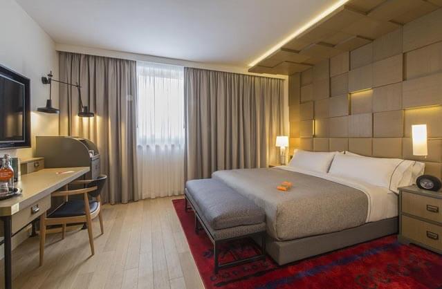 4 Star Hotel