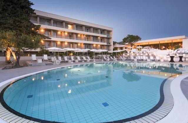 4 Star Hotel
