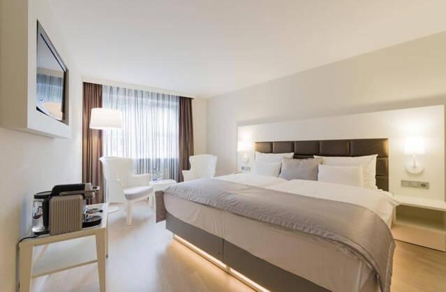 4 Star Hotel