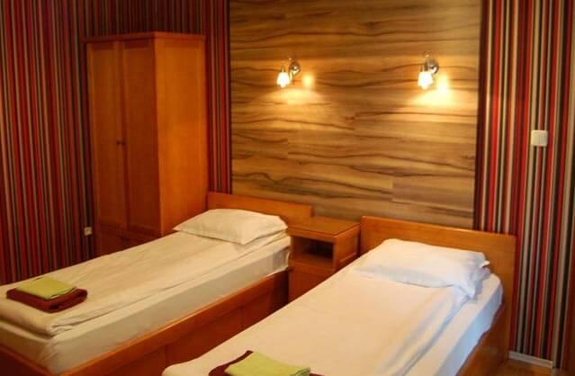 2 Star Hotel