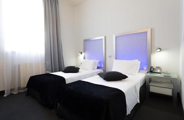 4 Star Hotel
