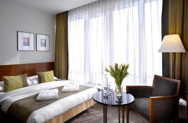 4 Star Hotel