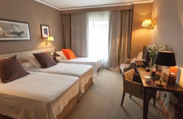 4 Star Hotel