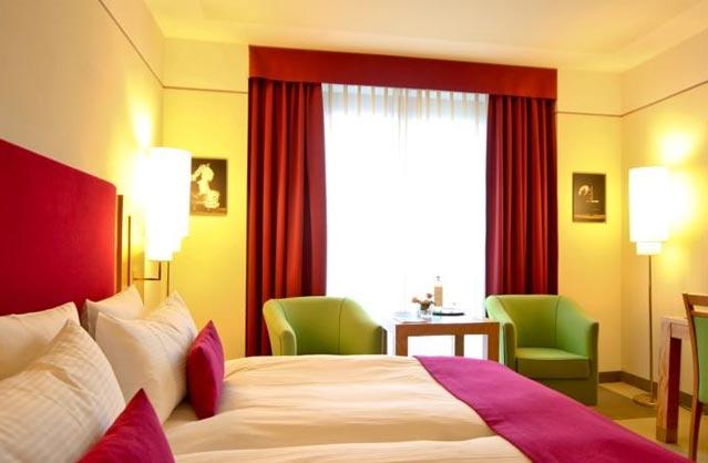 4 Star Hotel