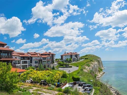 Thracian Cliffs Golf and Beach Resort