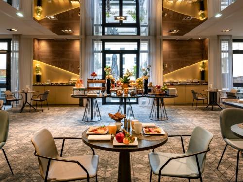 Hotel Le Louis Versailles Chateau