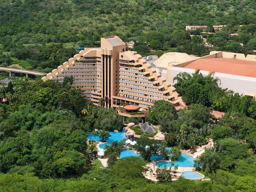 The Cascades Hotel