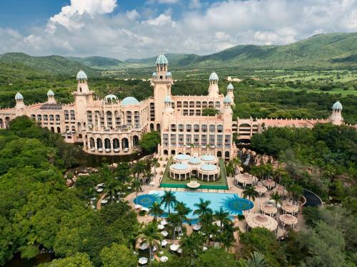 The Palace of the Lost City