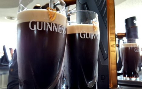 Guinness girls