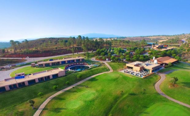 NAU Morgado Golf & Country Club (5 Nights + 3 Rounds)