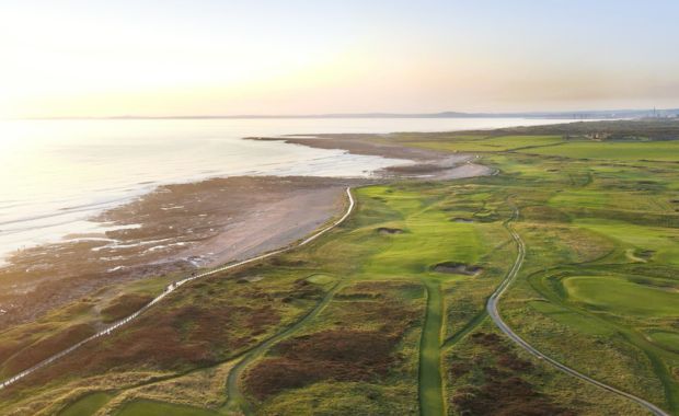 Village Hotel Swansea (1 Night + 2 Rounds)