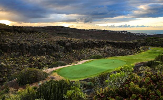 Salobre Hotel Resort & Serenity (7 Nights + Unlimited Golf)