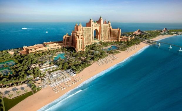 Atlantis, The Palm (5 Nights + 3 Rounds)
