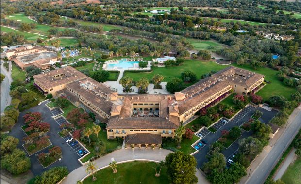 Hacienda Son Antem (4 Nights + 3 Rounds)