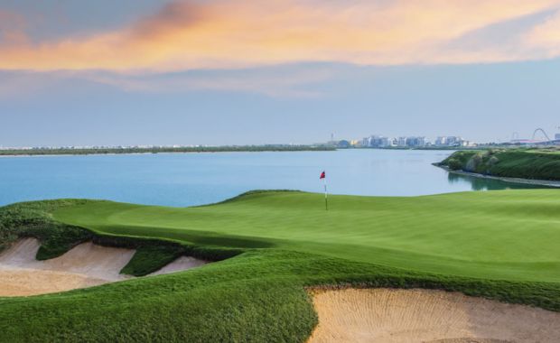 Radisson Blu Yas Island (5 Nights + 3 Rounds)