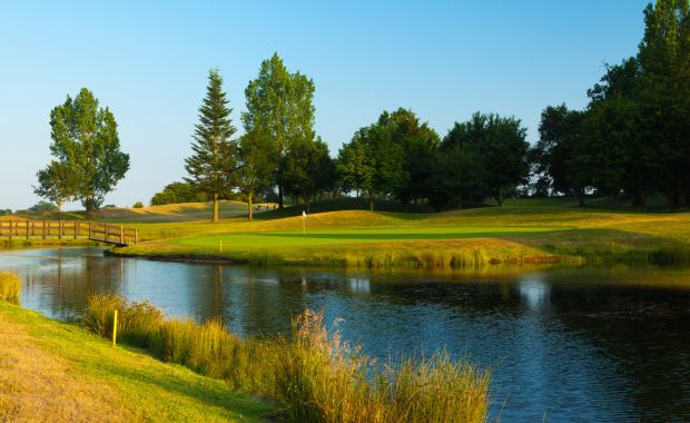 Dunston Hall Hotel, Spa & Golf Resort (3 Nights + Unlimited Golf)