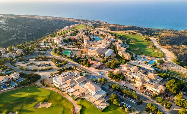 Aphrodite Hills Resort Hotel (5 Nights + 3 Rounds)
