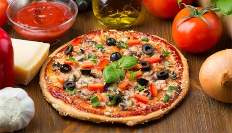 2 Course Pizzeria Meal with Soft Drink