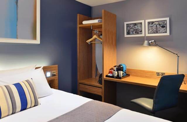 2 Star Hotel