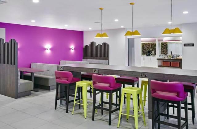 Hampton by Hilton