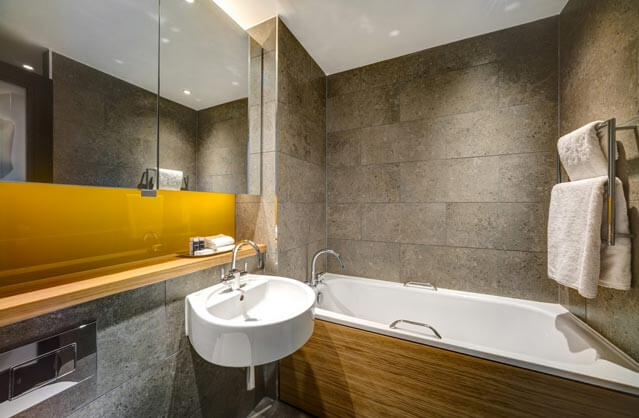 Bath accommodation