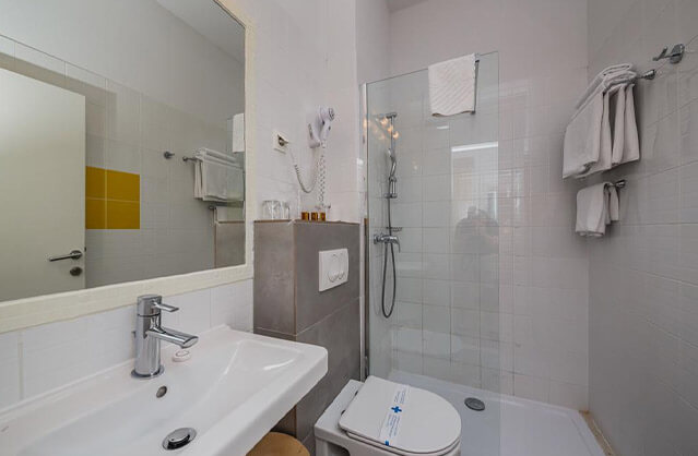 ART Hotel 3*