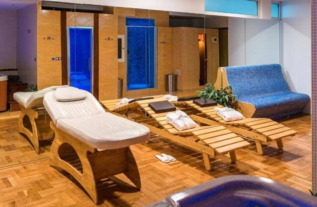 ART Hotel 4*