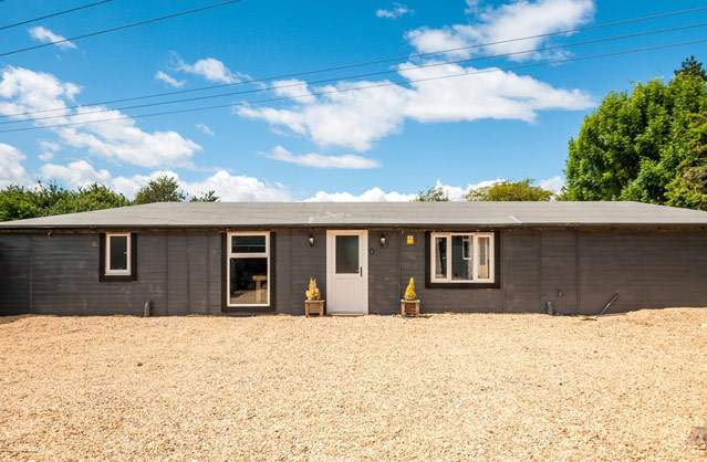 Bath accommodation