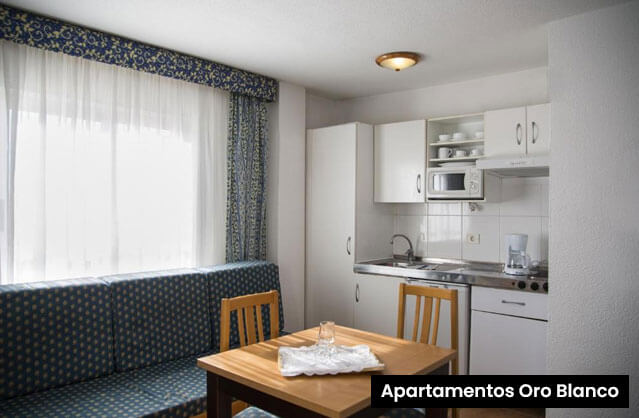 Hotel or Apartments