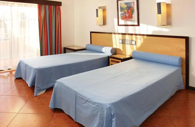 4 Star Hotel or Apartments
