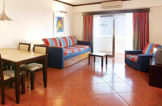 4 Star Hotel or Apartments