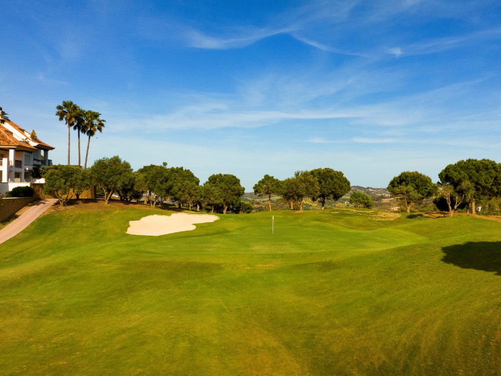 La Cala Asia Course