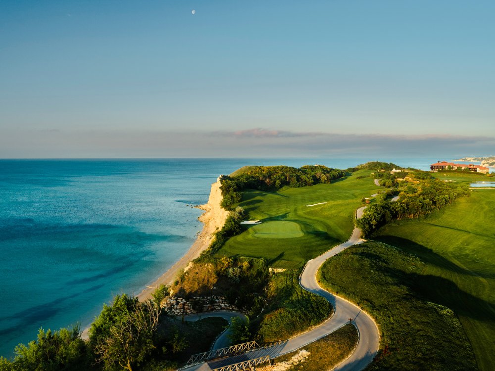 Thracian Cliffs Signature Course