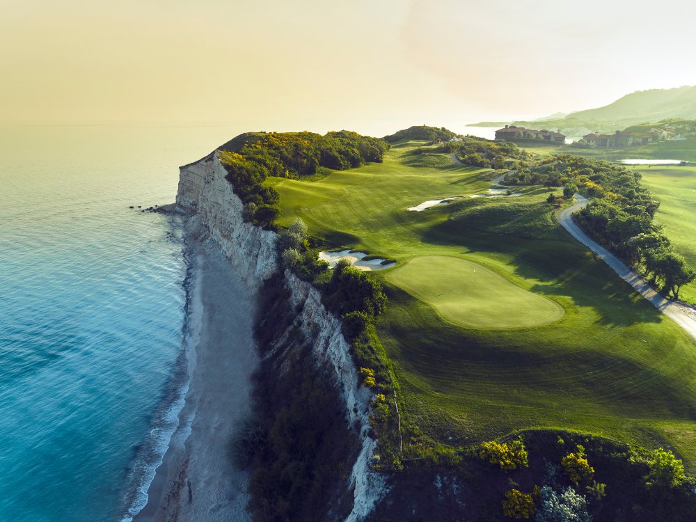 Thracian Cliffs Signature Course