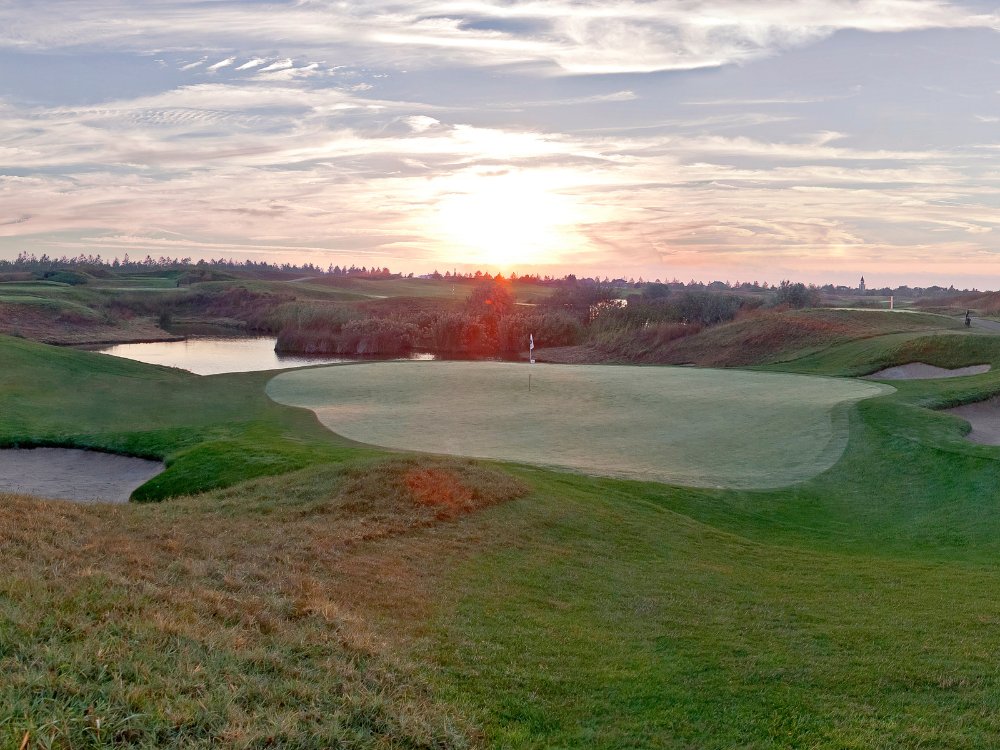BlackSeaRama Colf Course
