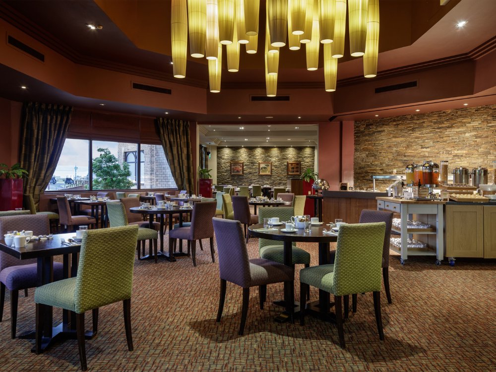 DoubleTree by Hilton Glasgow Westerwood Spa & Golf Resort