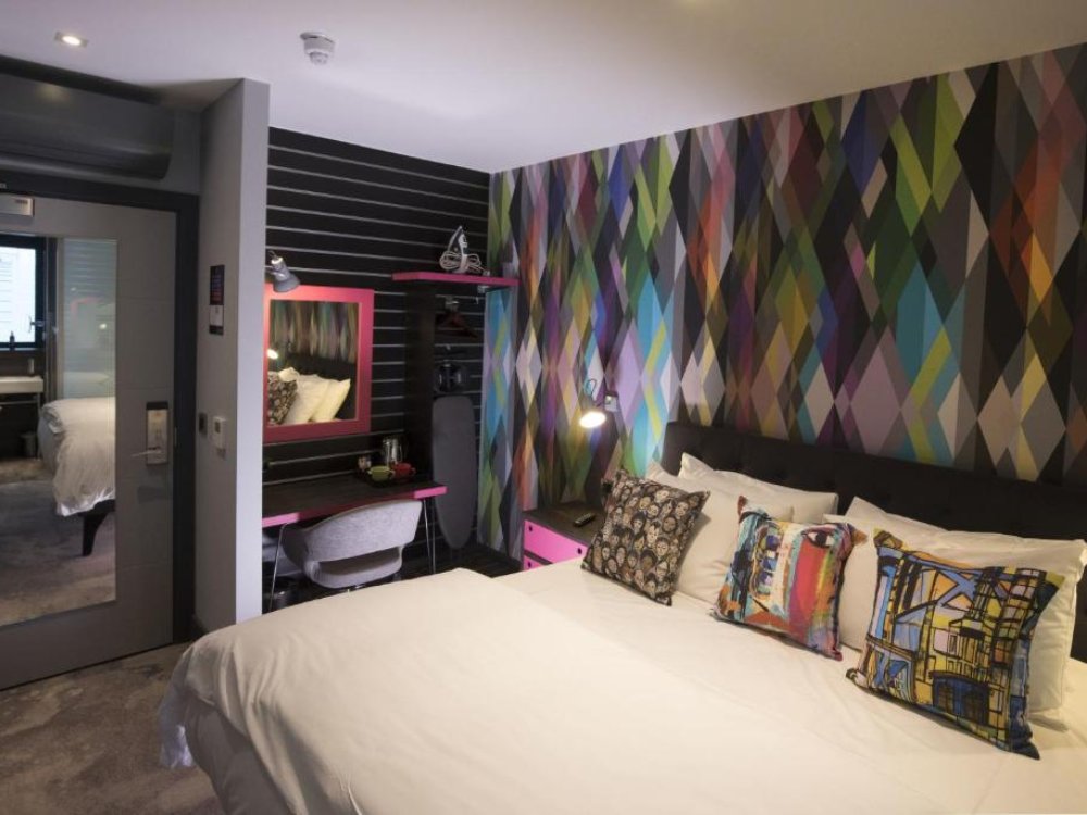 Village Hotel Bristol
