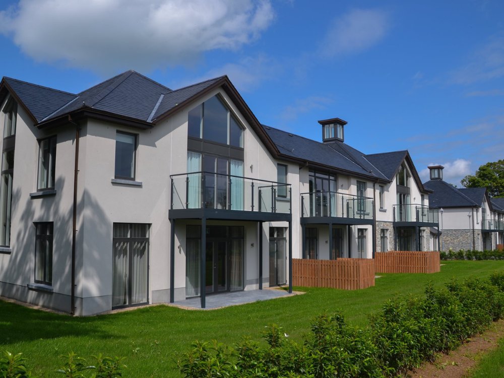 Killeen Castle - Hunters Lodges