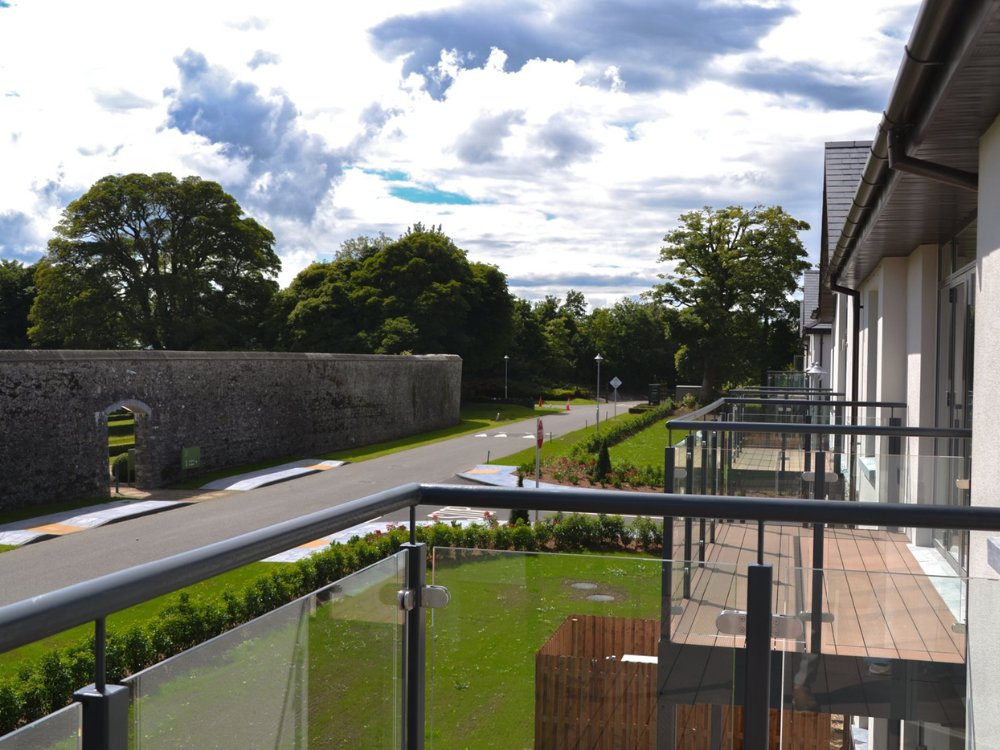 Killeen Castle - Hunters Lodges